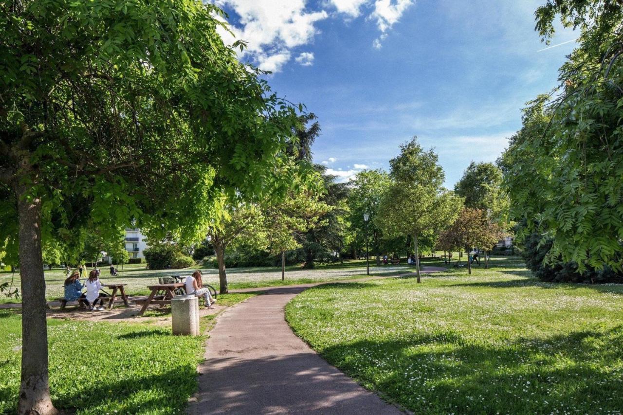 Happy Place - 15 Min Paris & 30 Min Disneyland - Subways - Facilities - Free Parking - Secured Maisons-Alfort Esterno foto